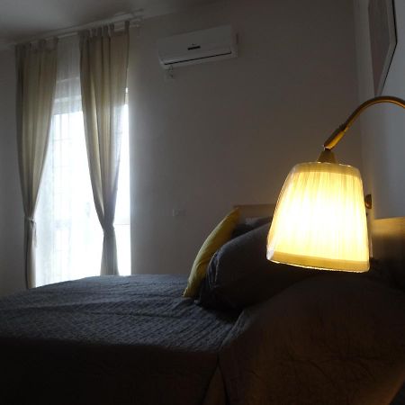 Little Hot@L Hotel Pompeya Exterior foto